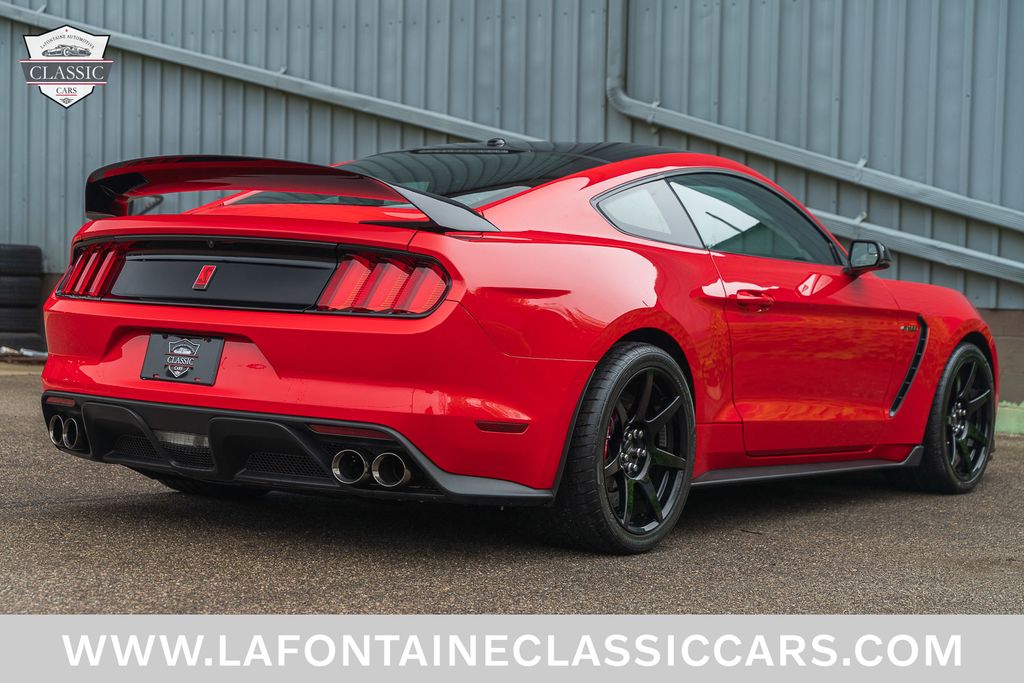 2017 Ford Mustang 30