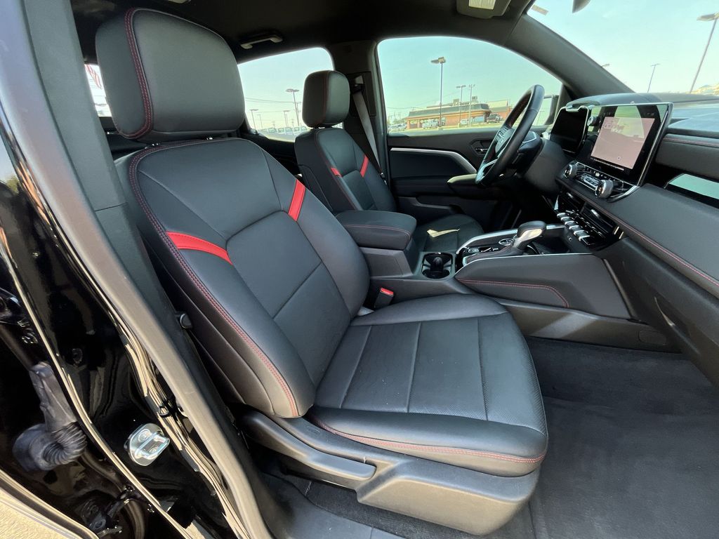 2023 Chevrolet Colorado Z71 28