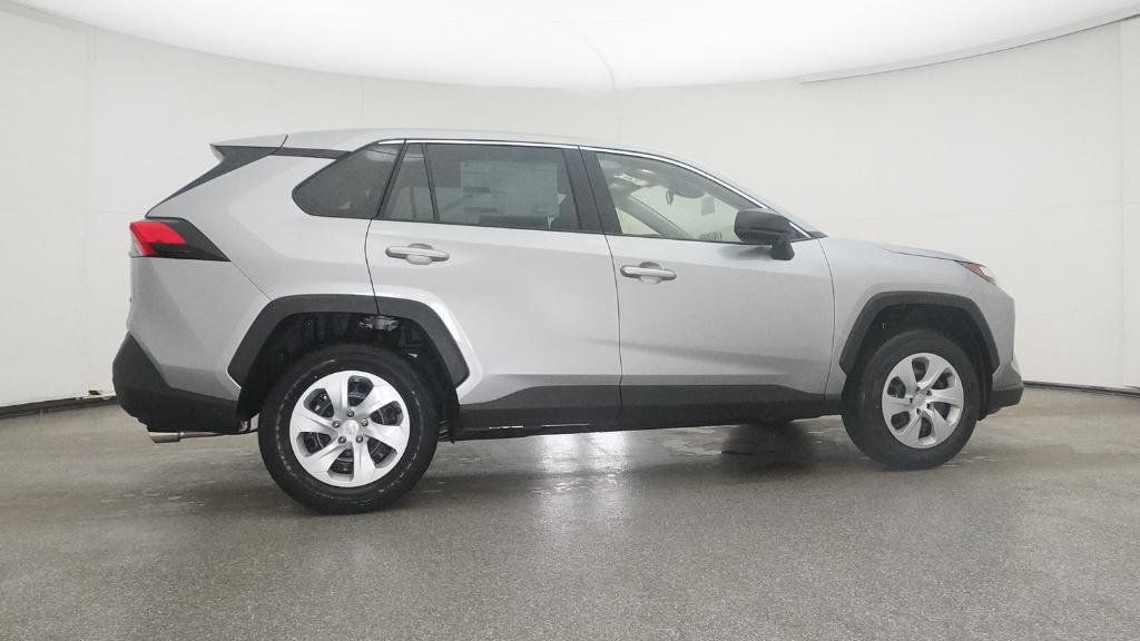 Thumbnail: 2025 Toyota RAV4 - 29