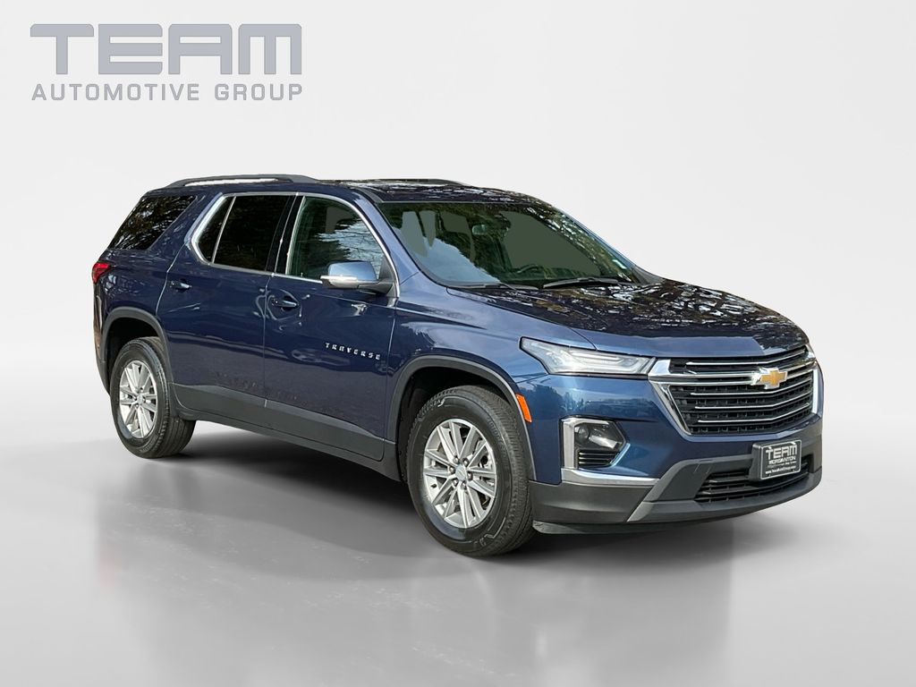2023 Chevrolet Traverse LT Cloth AWD