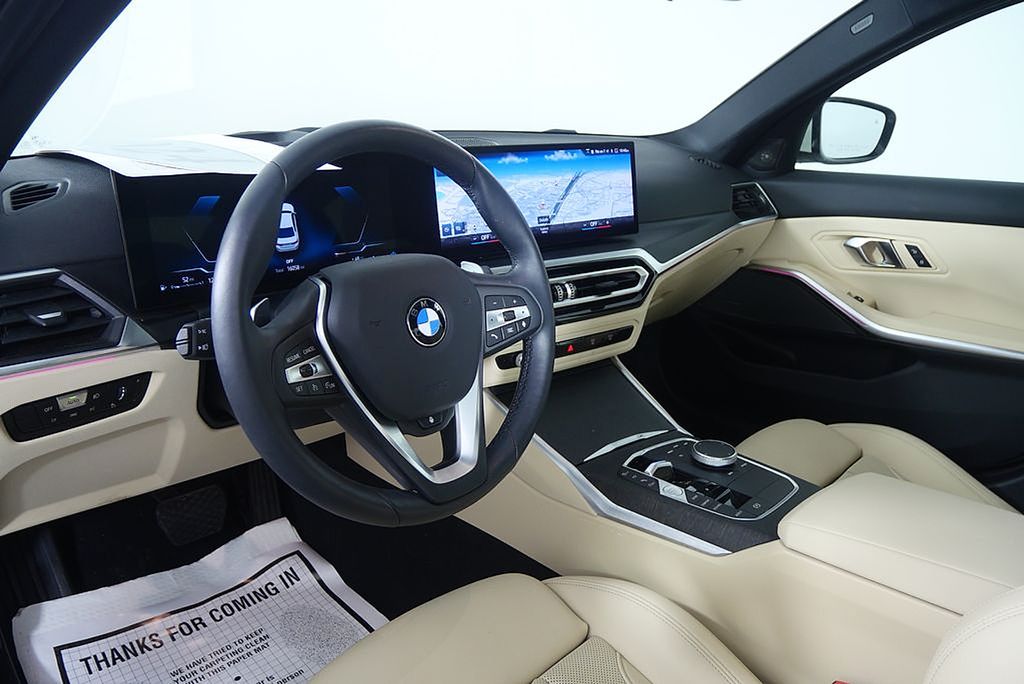 Thumbnail: 2024 BMW 3 Series - 13