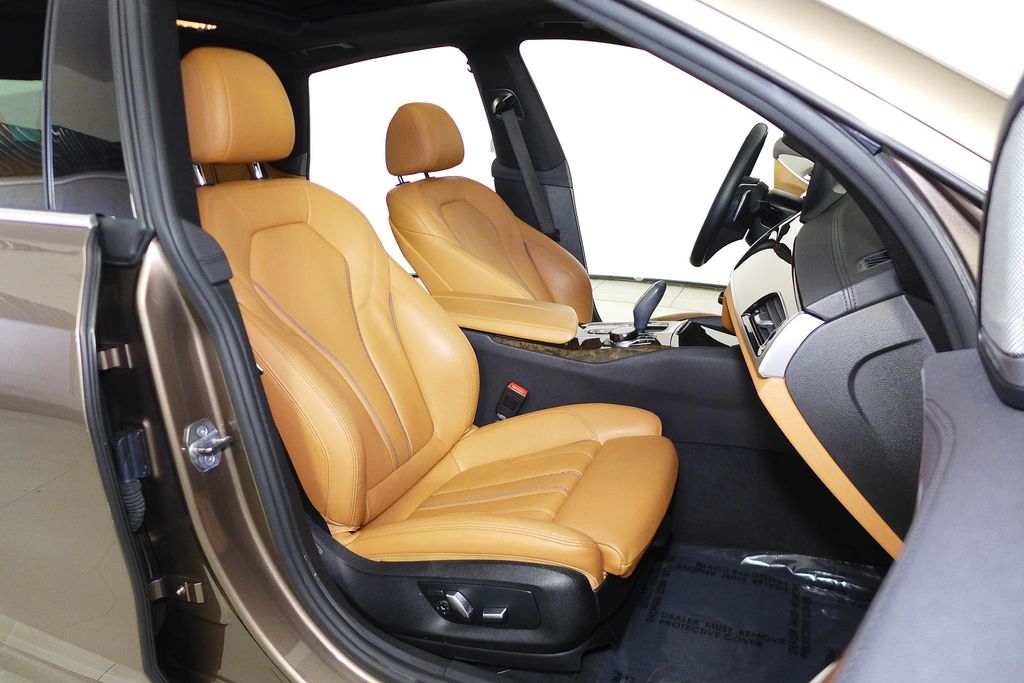 Thumbnail: 2019 BMW 6 Series - 20