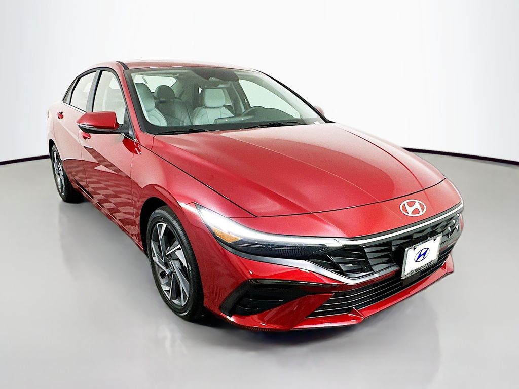 Thumbnail: 2025 Hyundai Elantra - 3