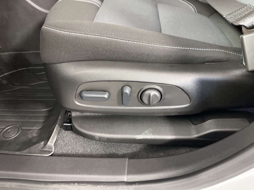 Thumbnail: 2026 Chevrolet Blazer - 23