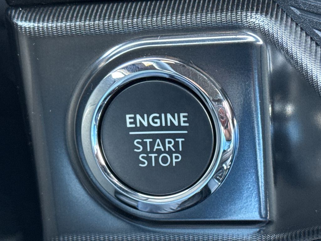 New 2026 Black Ford Platinum image 23