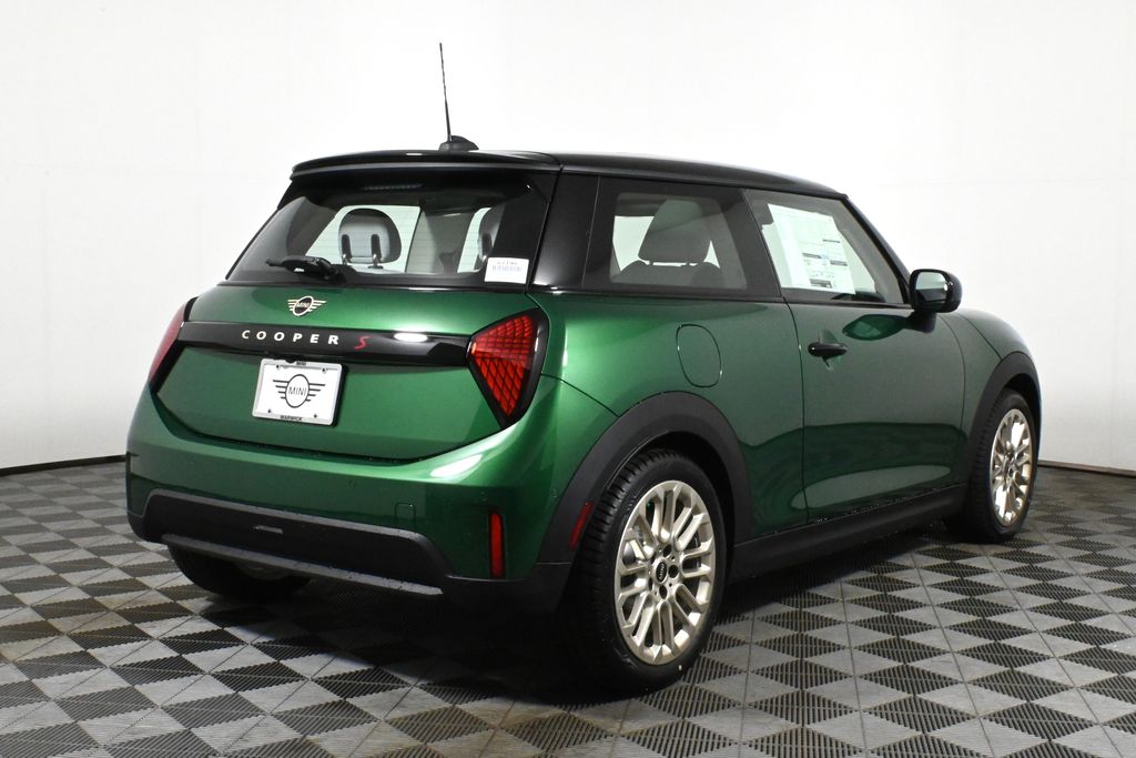 2025 MINI Cooper S 7