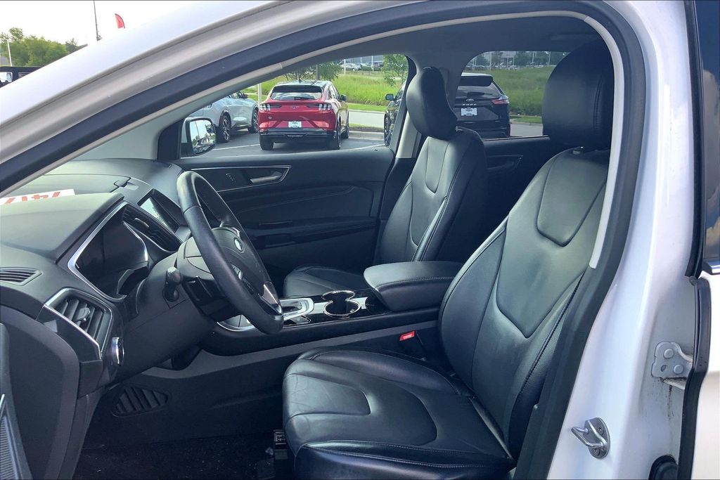 Used 2018 White Ford Titanium image 8