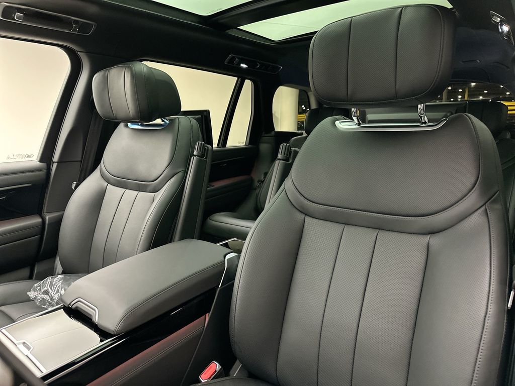 Thumbnail: 2026 Land Rover Range Rover - 19