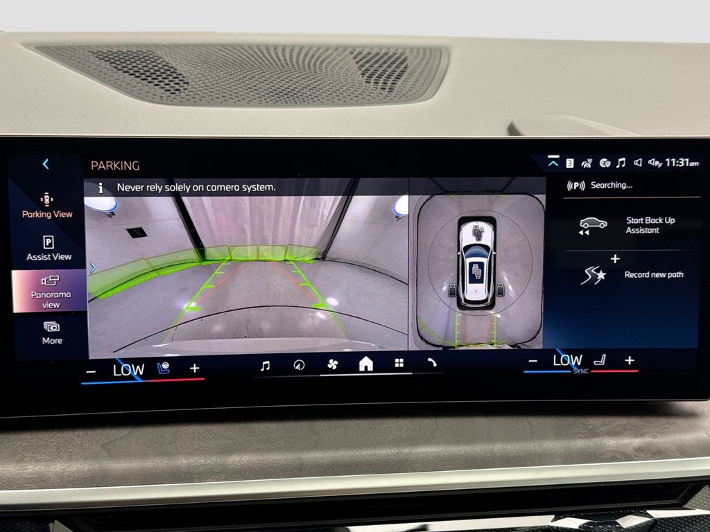 Thumbnail: 2026 BMW X5 - 15