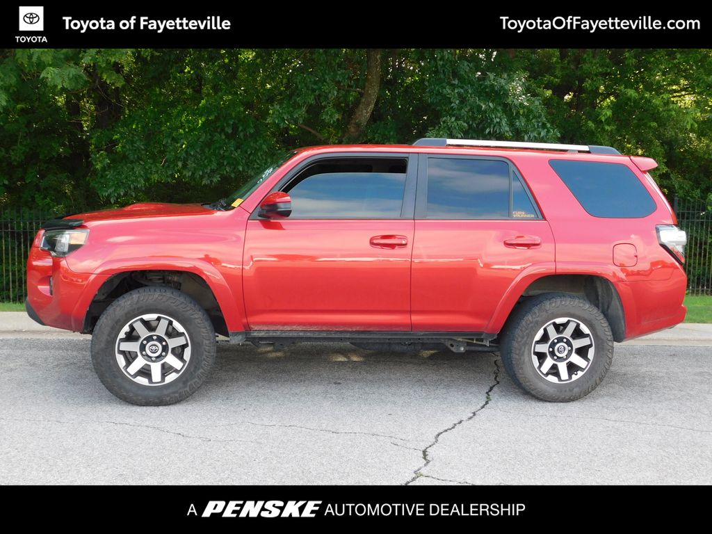 Thumbnail: 2015 Toyota 4Runner - 2
