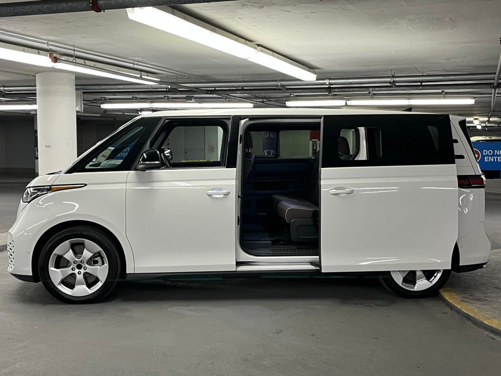 2025 Volkswagen ID. Buzz PRO S - Photo 33