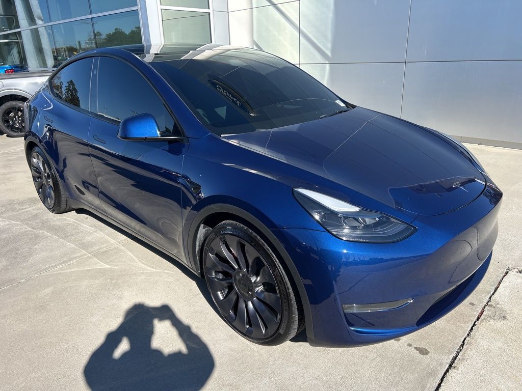 2024 Tesla Model Y Performance Dual Motor All-Wheel Drive