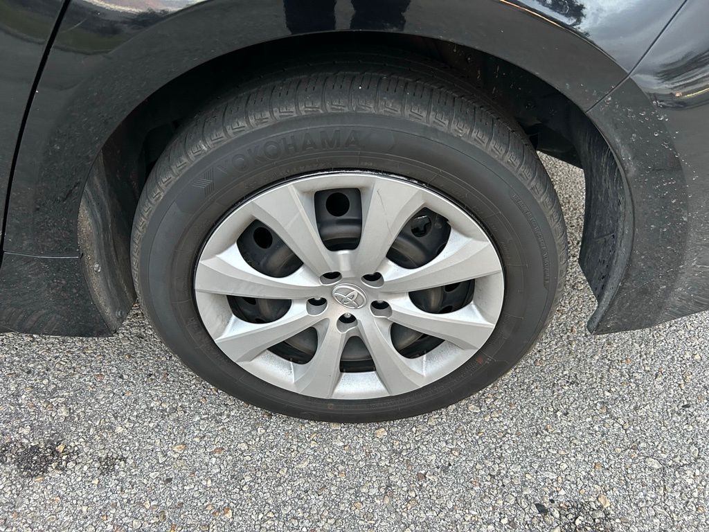 Thumbnail: 2024 Toyota Corolla - 9