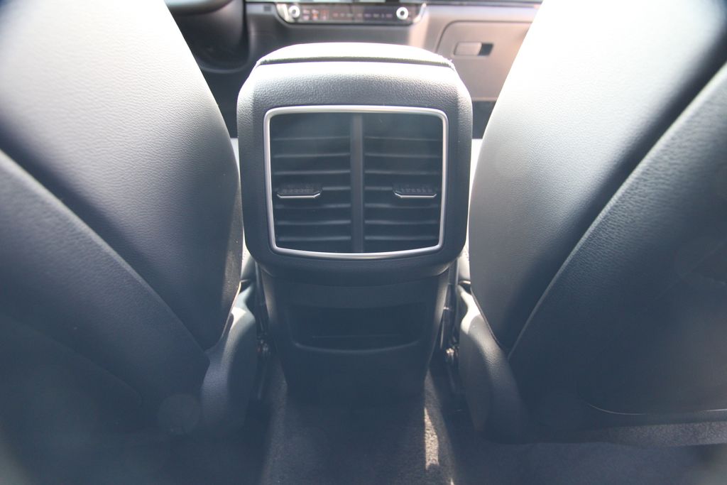 New 2027 Kia Sportage Hybrid SUV