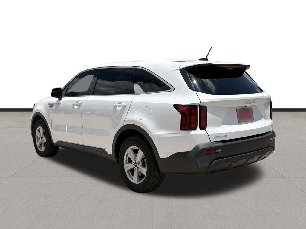 2023 Kia Sorento LX White at Shottenkirk Kia Fort Bend