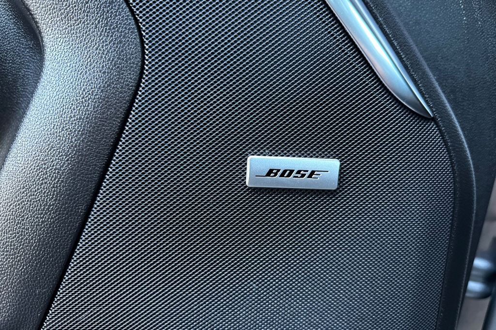 used 2025 GMC Yukon car, priced at $71,984