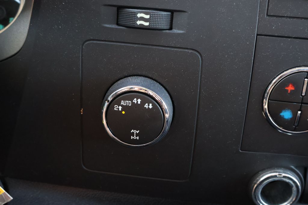 Thumbnail: 2012 GMC Sierra 1500 - 25
