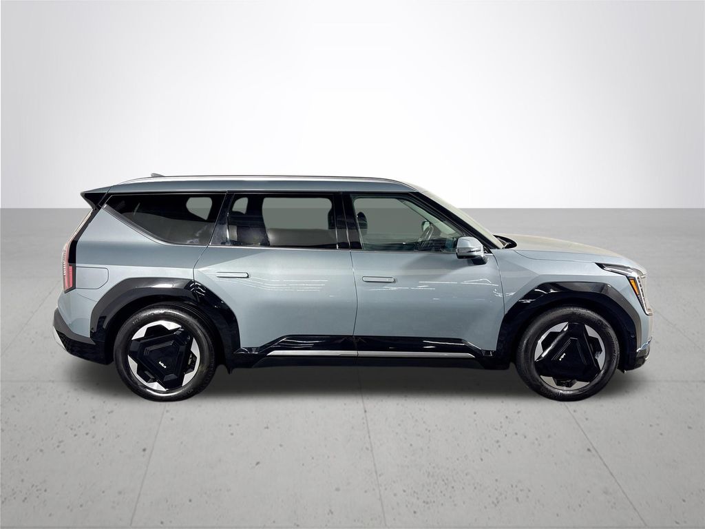 2024 Kia EV9 Land