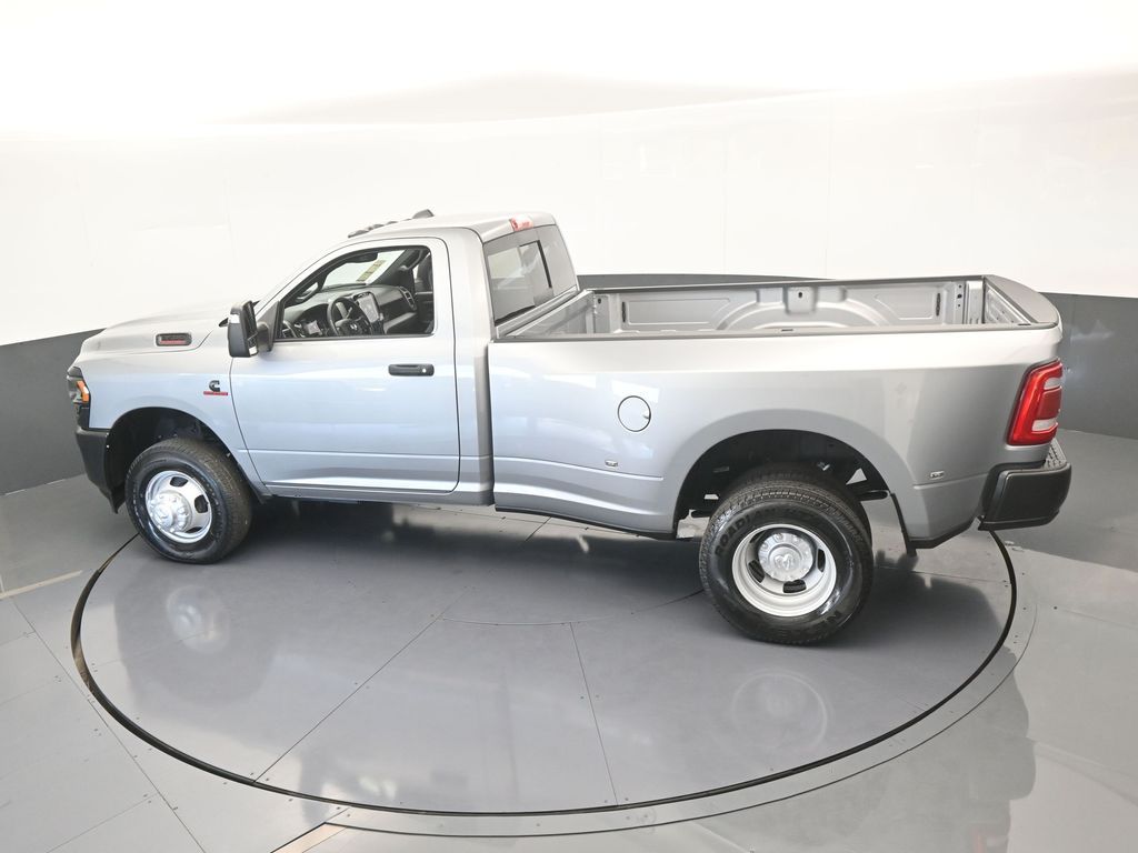 Used 2024 Billet Silver Metallic Clearcoat Ram Tradesman image 44