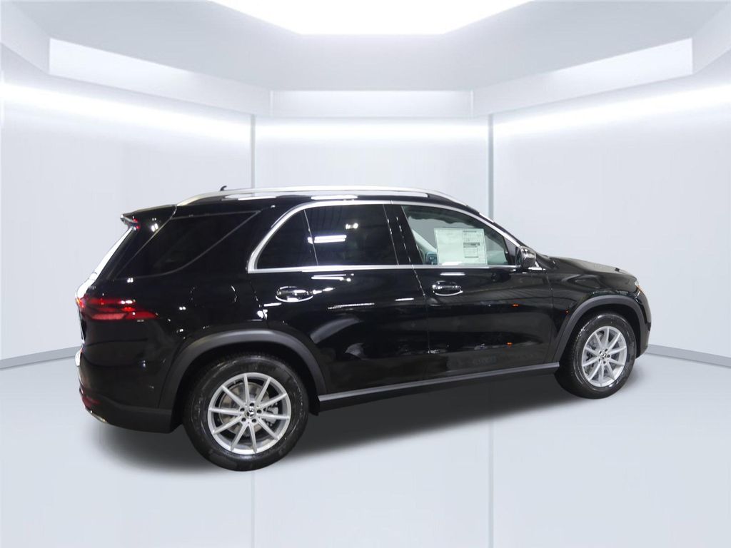 Thumbnail: 2026 Mercedes-Benz GLE - 6