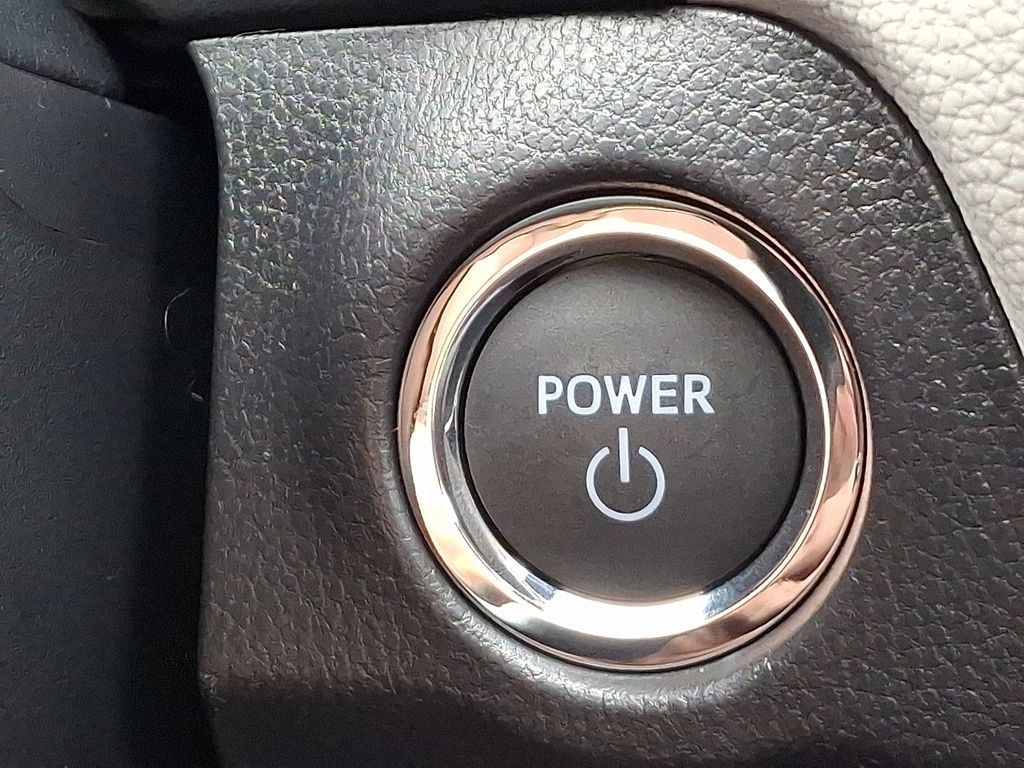 Thumbnail: 2025 Toyota RAV4 - 26