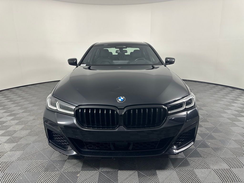Thumbnail: 2022 BMW 5 Series - 2
