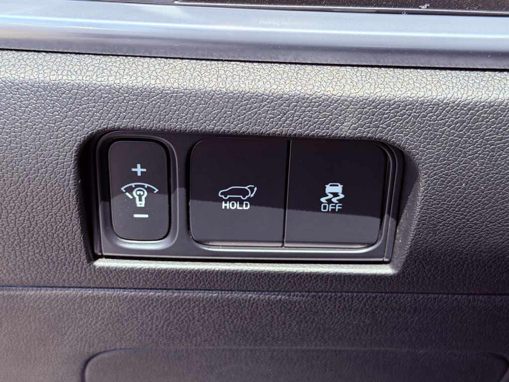 new 2026 Kia Sorento car, priced at $40,740