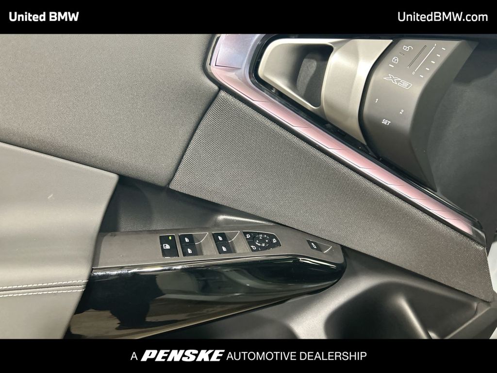 Thumbnail: 2026 BMW X3 - 11