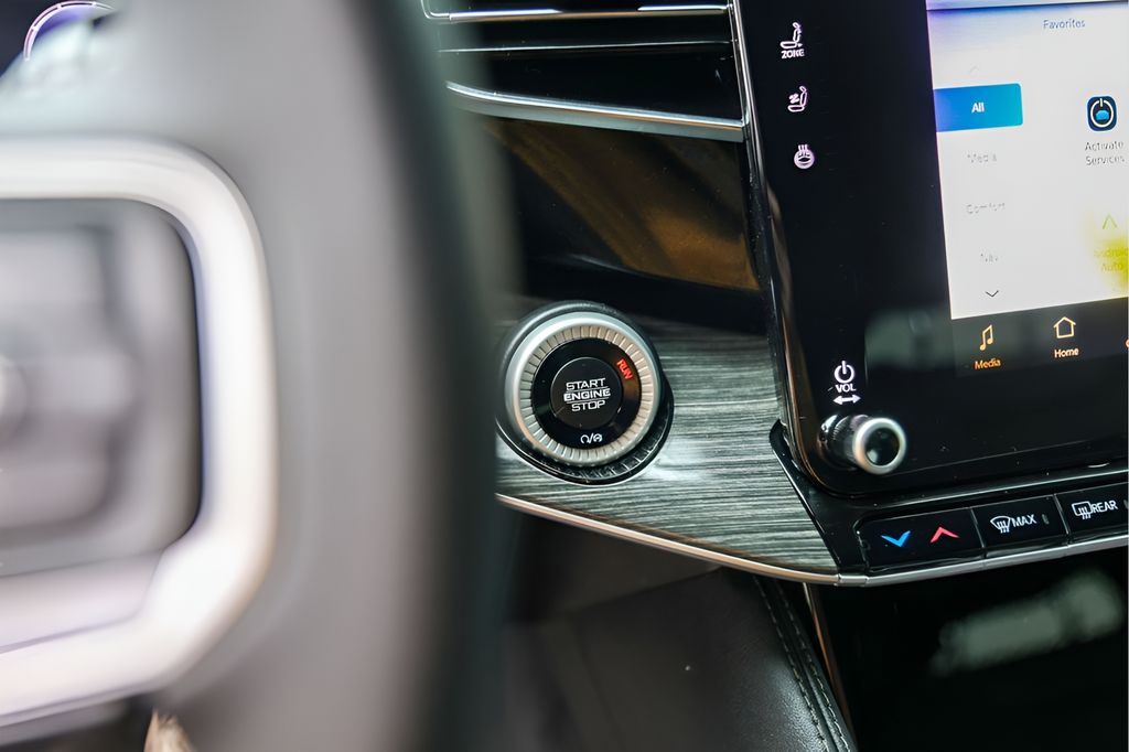 Used Car 2022 Jeep Wagoneer  Series Iii For Sale Under $50,000 In Austin, Texas