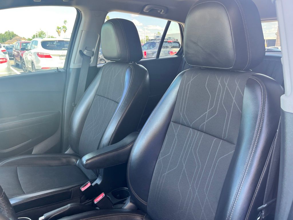 2019 Chevrolet Trax LT 29