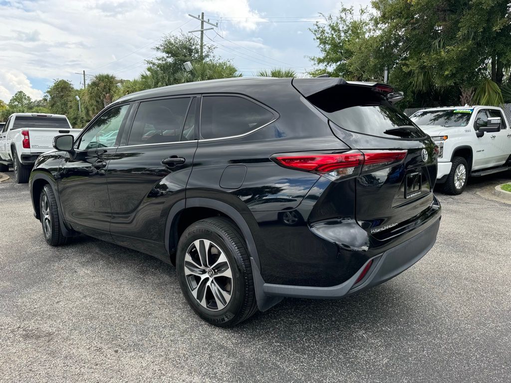 2021 Toyota Highlander XLE 6