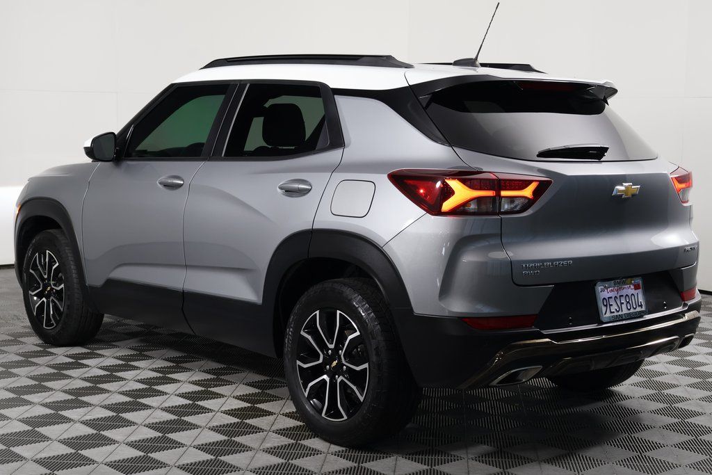 Thumbnail: 2023 Chevrolet TrailBlazer - 6