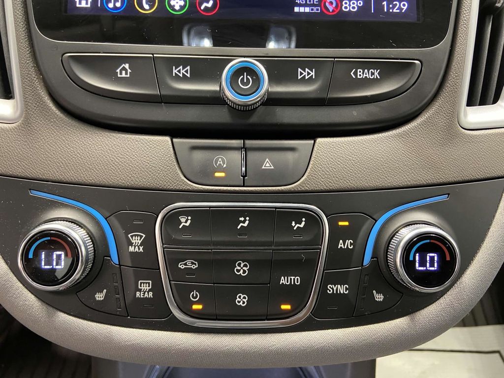 2023 Chevrolet Malibu 1LT photo 9