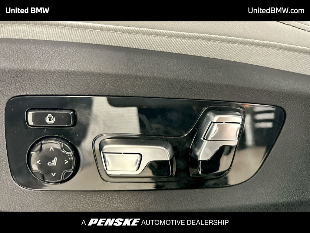 2026 BMW X5 xDrive40i 12