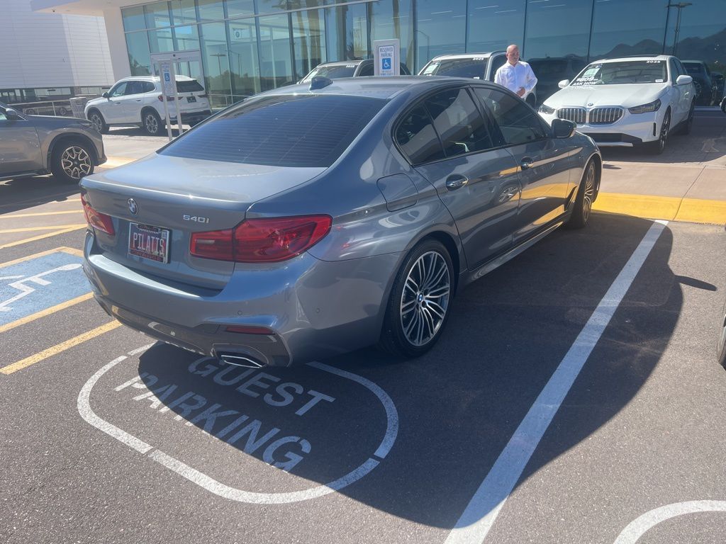 Thumbnail: 2018 BMW 5 Series - 3