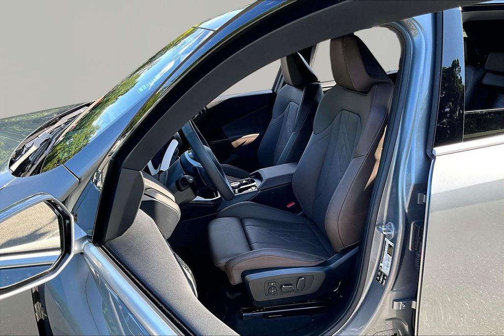 2026 BMW X3 30 - Photo 15