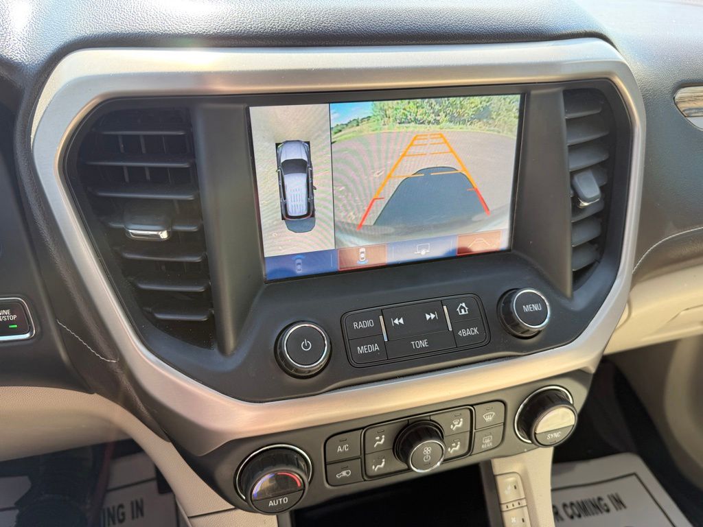 2017 GMC Acadia