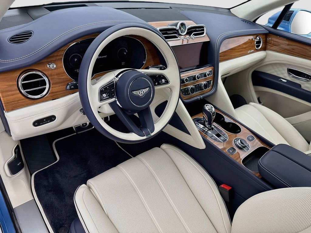 Thumbnail: 2026 Bentley Bentayga - 9
