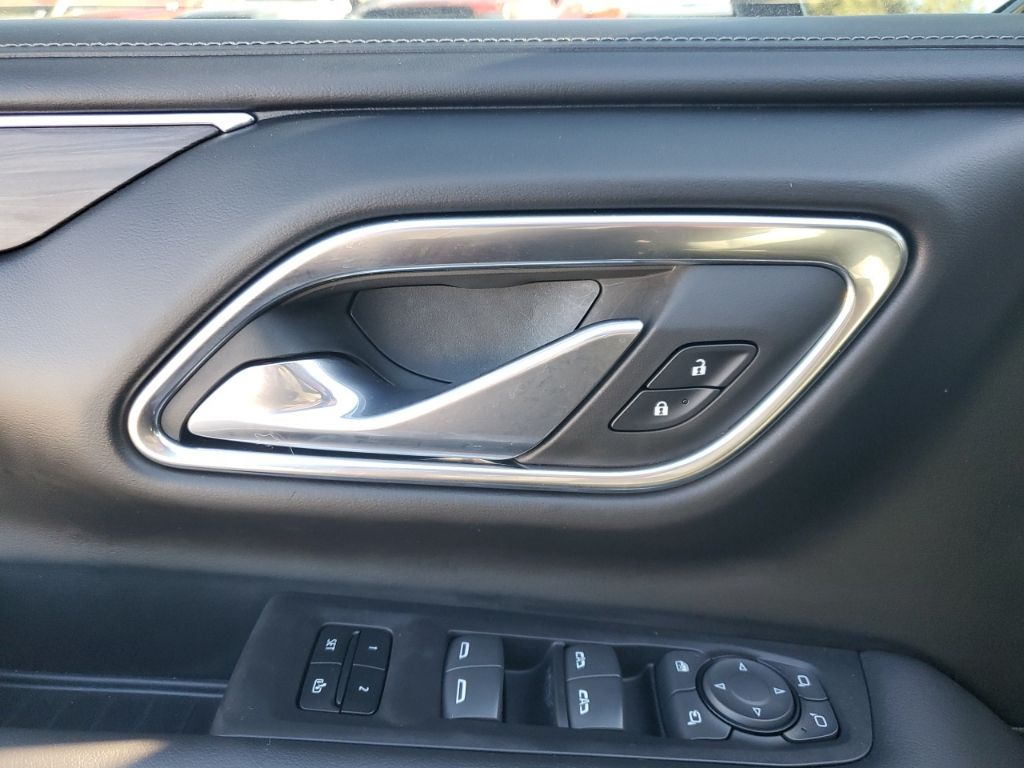 Used Car 2023 Chevrolet Suburban  Z71 For Sale Under $70,000 In Austin, Texas