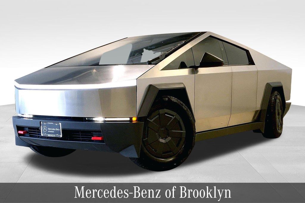 Used 2024 Tesla Cybertruck Base with VIN 7G2CEHED2RA053235 for sale in Brooklyn, NY