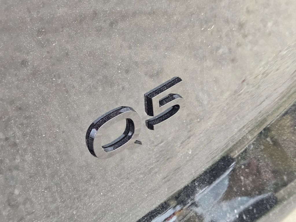 new 2025 Audi Q5 car, priced at $62,090