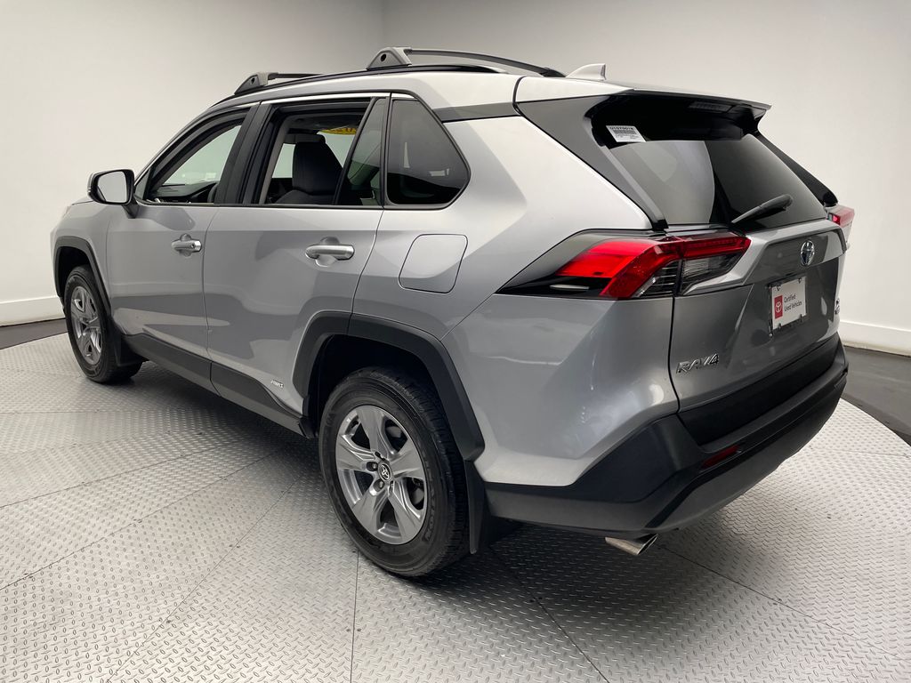 2023 Toyota RAV4 XLE 7