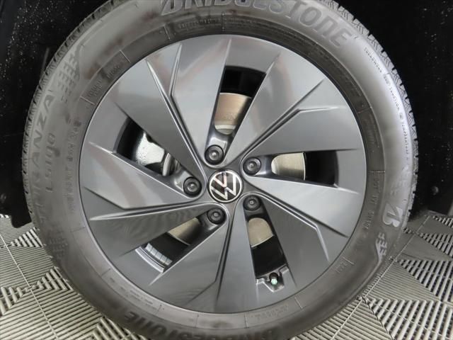 Thumbnail: 2026 Volkswagen Taos - 30