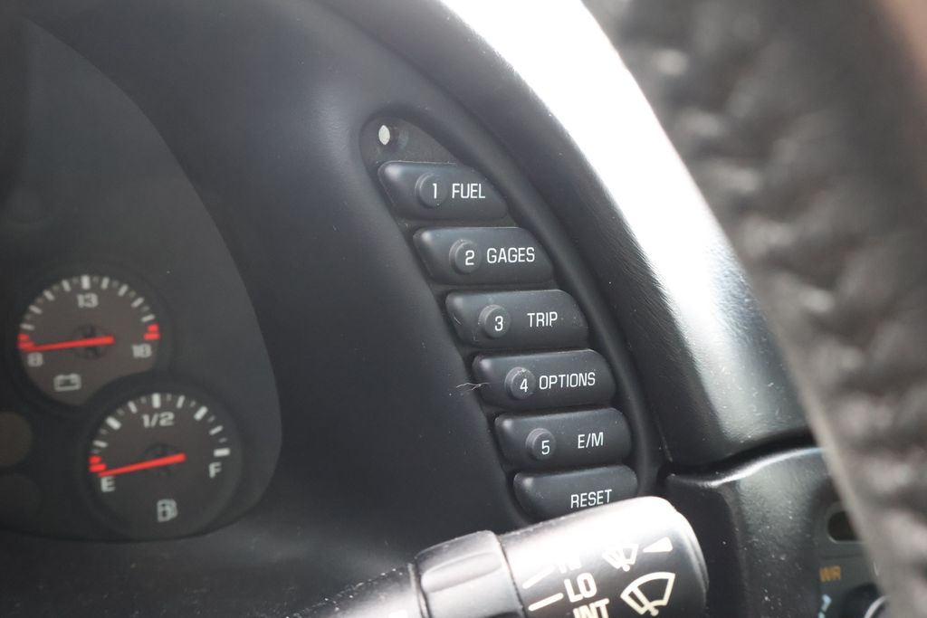 Thumbnail: 2002 Chevrolet Corvette - 19