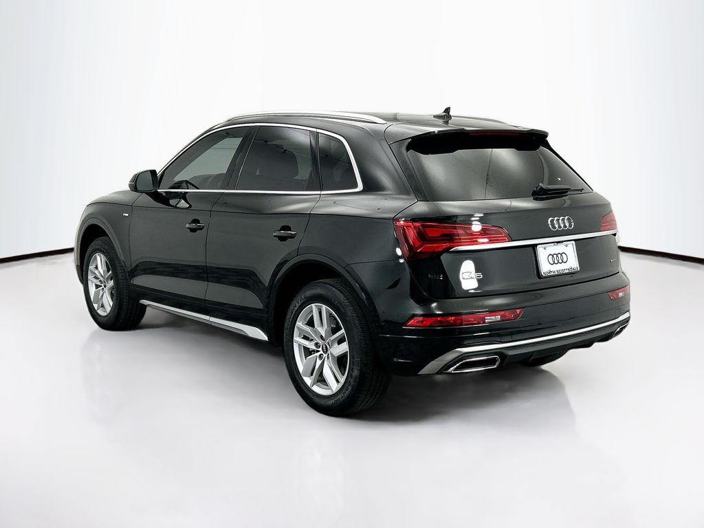 Thumbnail: 2023 Audi Q5 - 7