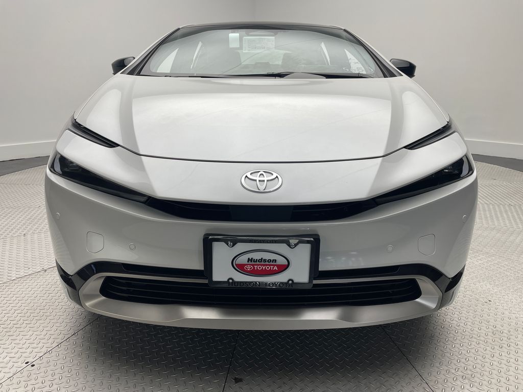 Thumbnail: 2025 Toyota Prius - 2
