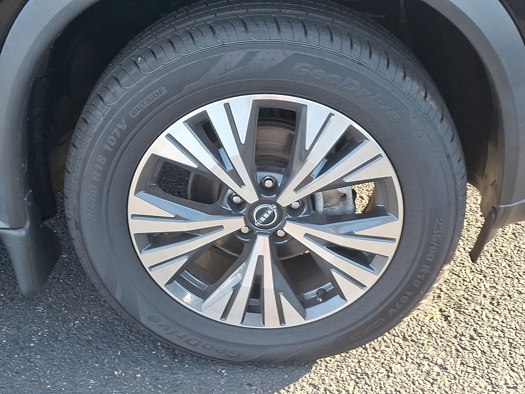 Thumbnail: 2022 Nissan Rogue - 8