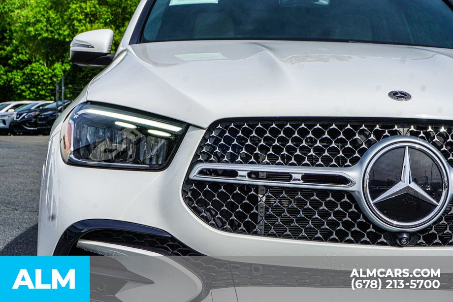 Used 2025 White Mercedes-Benz GLE 580 image 12