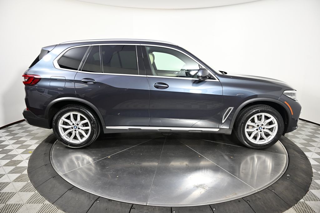 2022 BMW X5 xDrive40i 6