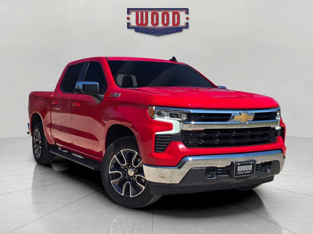 2022 Chevrolet Silverado 1500 LT Crew Cab 4WD